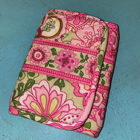 Vera Bradley Handbags - Vera Bradley wallet